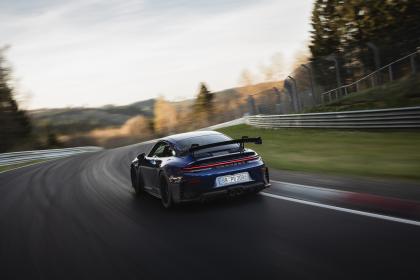 Η Porsche 911 GT3 έγινε το ταχύτερο manual αυτοκίνητο στο Nurburgring